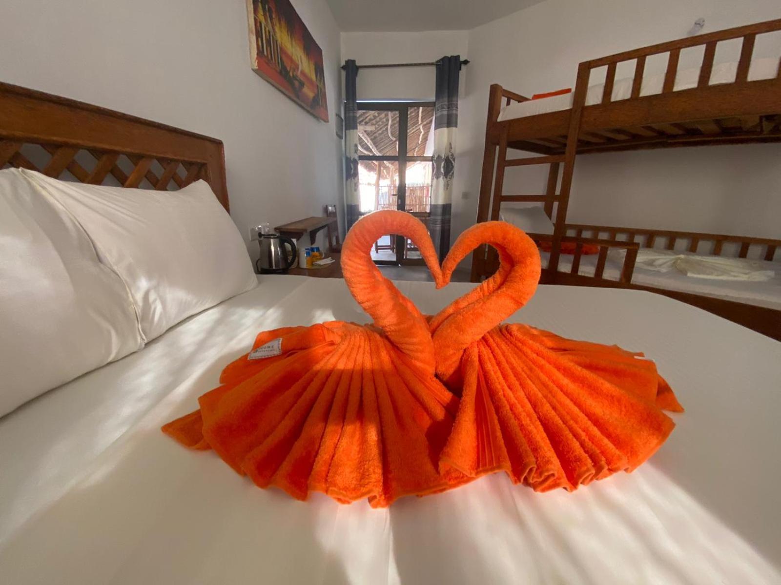 Amani Hotel Падже Экстерьер фото