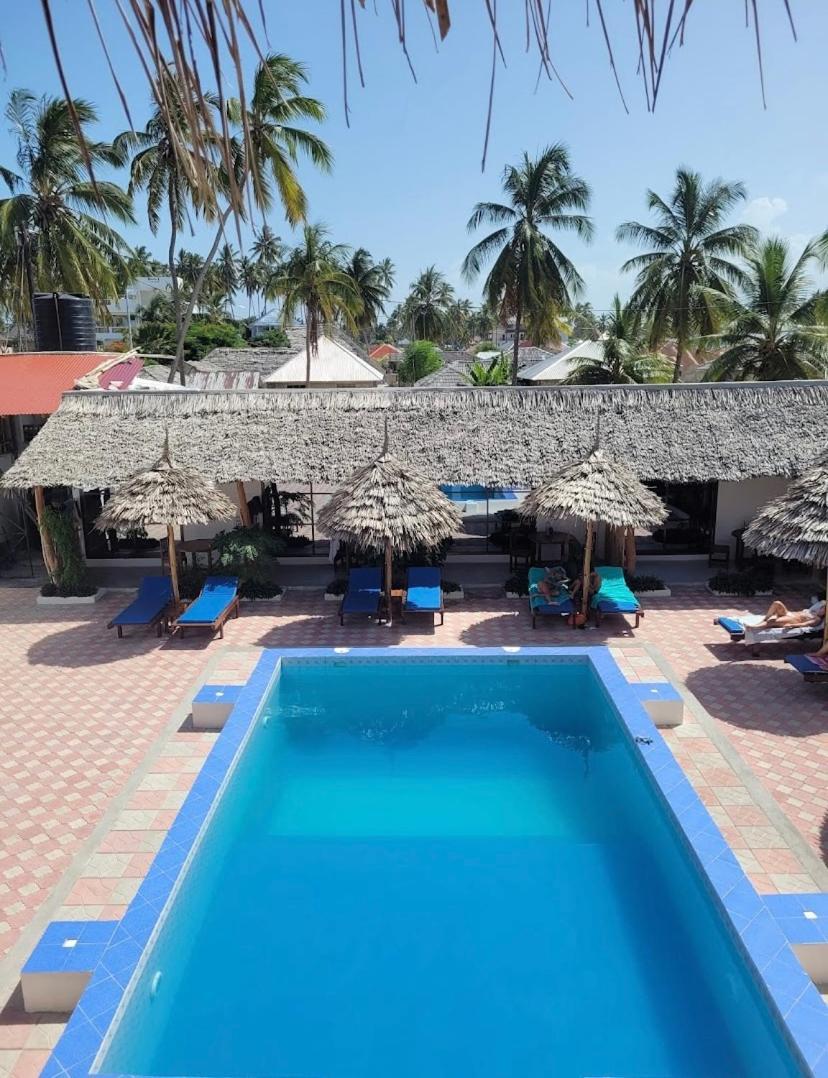 Amani Hotel Падже Экстерьер фото